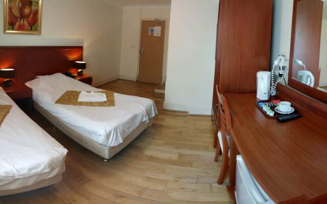 Corner House Hotel