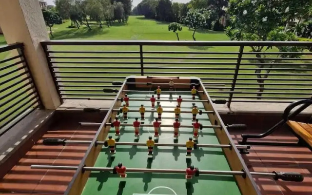 Monica's Golf Studio