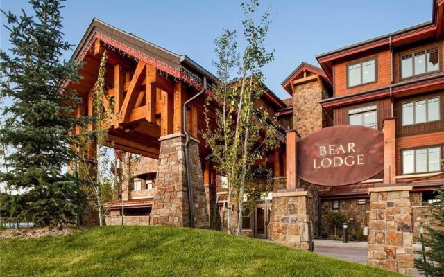 6106 Bear Lodge, Trappeur's Crossing Apartment 5