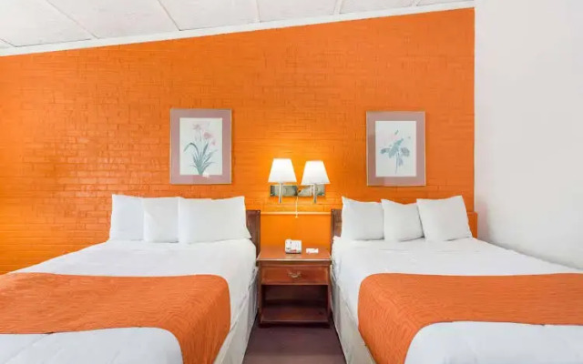 Howard Johnson Inn Daleville/Roanoke