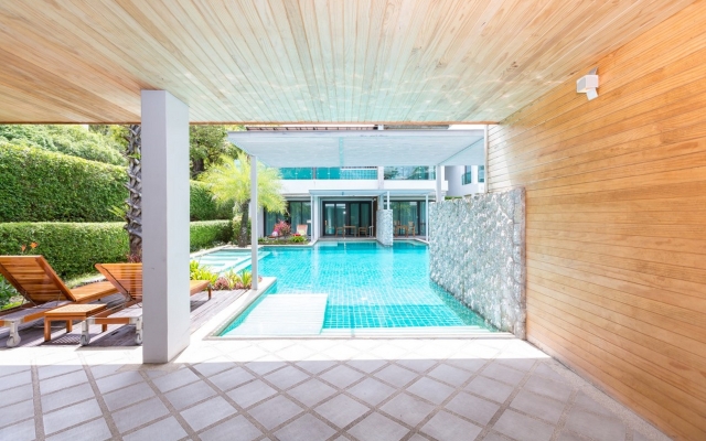 Wyndham Sea Pearl Resort Phuket