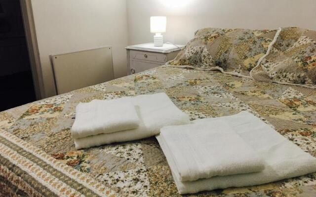 LOPEZ Hostel & Suites