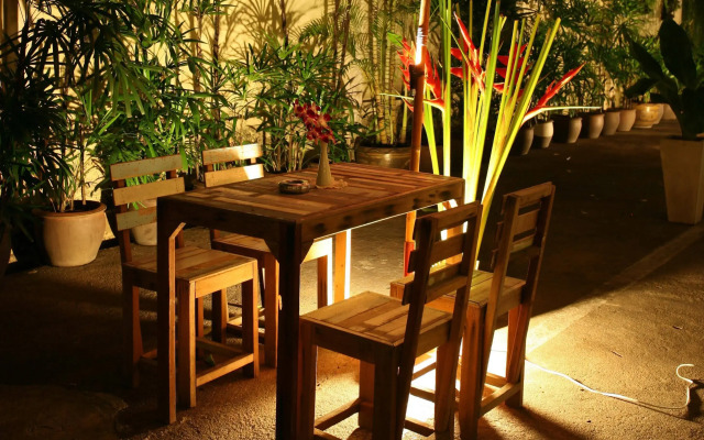 Rajata Hotel