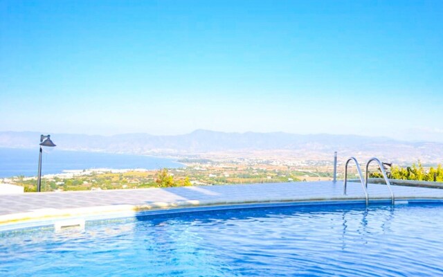 Prengos Sea View Villa