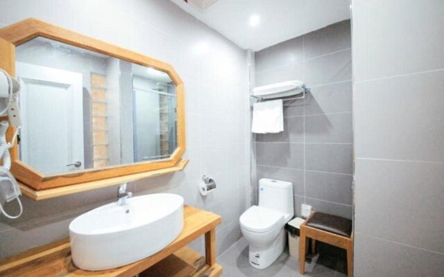 Nanjing Loquats Garden Hotel
