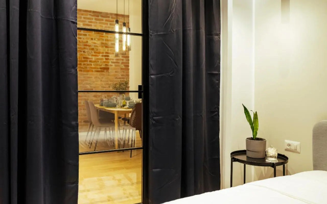 Bright 3BR Flat - Top Location - Green view balcony