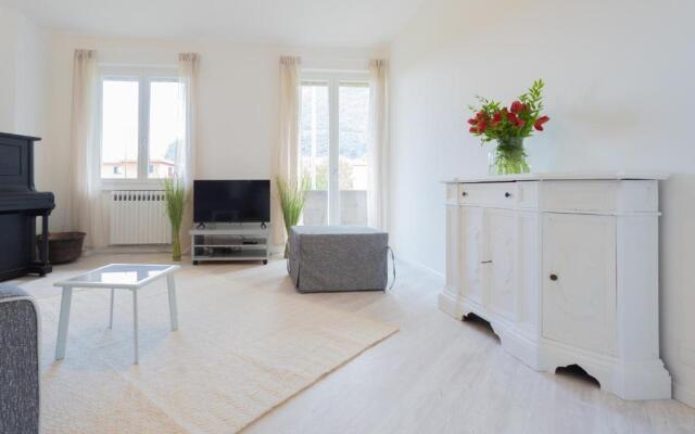 Acqua Chiara Apartment by Rent all Como