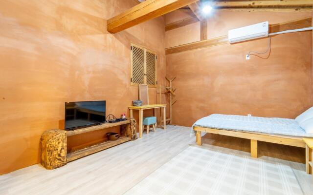 Jeju Bijasupgil15 Pension