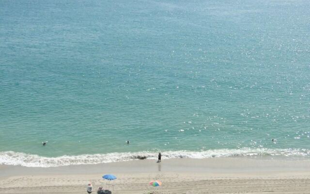 Galt Ocean Gem 2-2 Direct Ocean Views