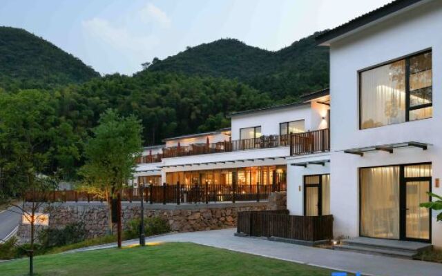 Wujian Blossom House