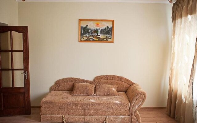 Hotel Gostynniy Dvir