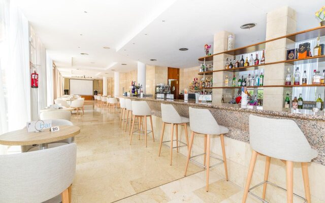 Eix Alzinar Mar Aparthotel