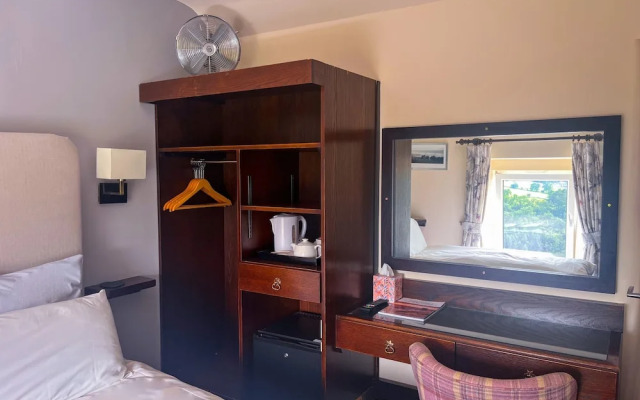 Lathkil Hotel