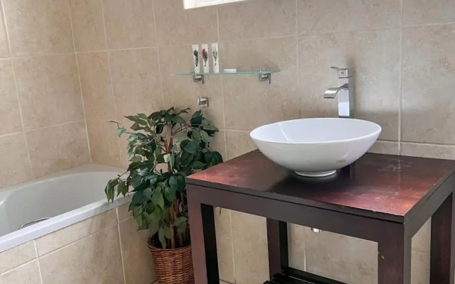 Bunkers Inn Guesthouse