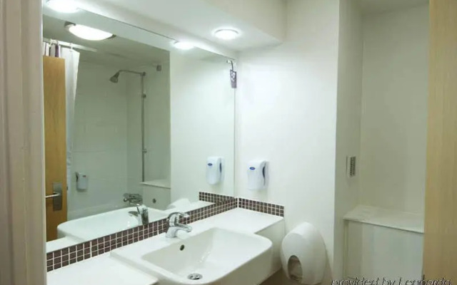 Premier inn Balsall Common [Near Nec]