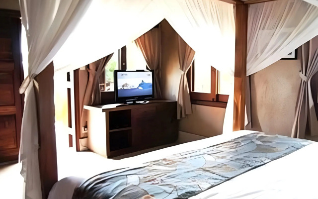 Three Monkeys Villas