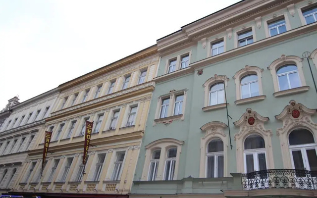 Old Prague Hotel