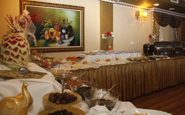 Golden Boutique Hotel