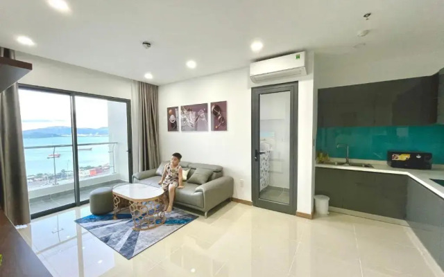Winnie Apartment Tầng 22 Sea View Phú Tài Residence