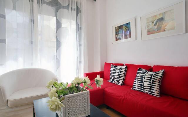 Apartamentos Doña Elvira Carreteria