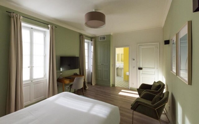 Hotel De Langlais Guesthouse