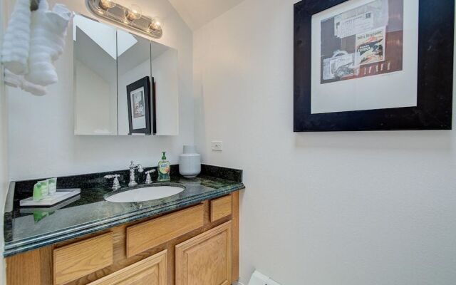 Ski-in Downtown Breckenridge Condo