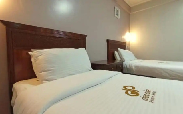 Decale Palace Hotel