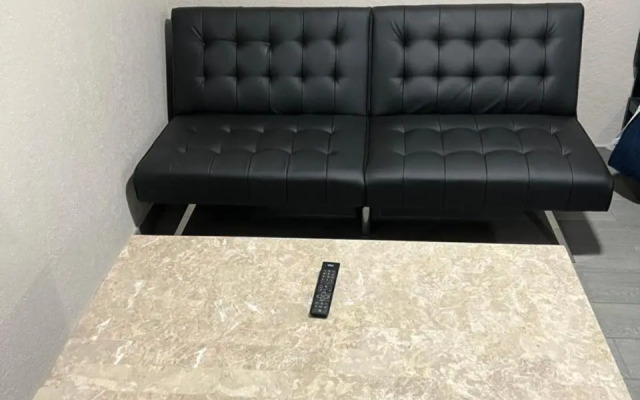 Executive Inn & Suites