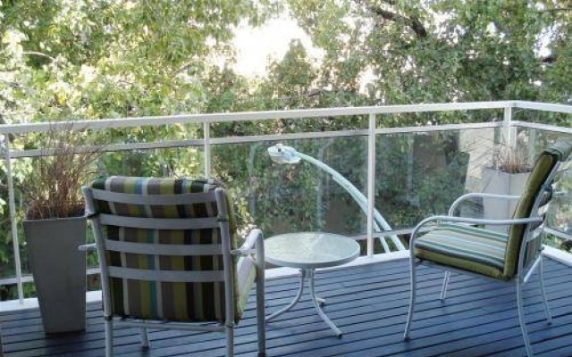 Arevalo Suites