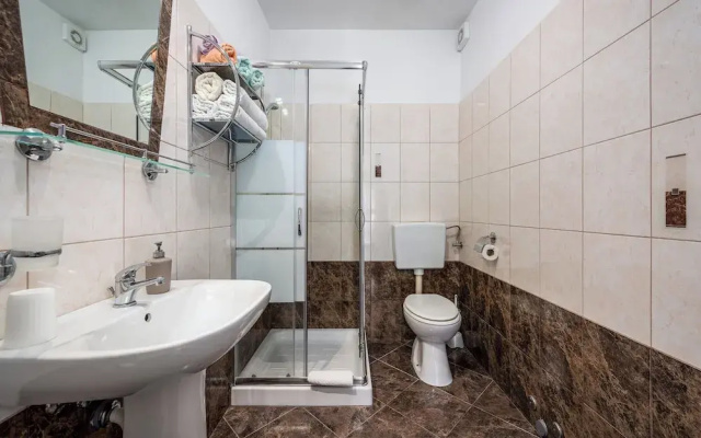 2-bedroom Apartment in Drenje