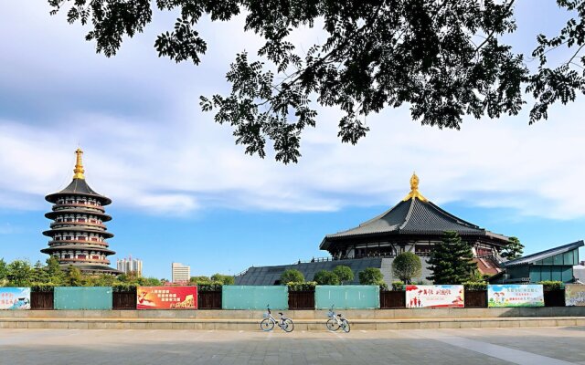 Luoyang Yijia International Youth Hostel