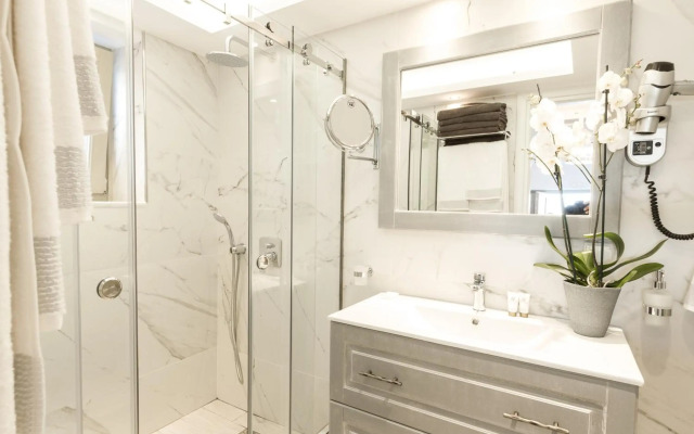 Mathios Luxury Homes