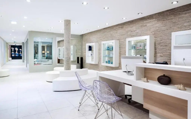 Spa Marin du Val André Thalasso Resort