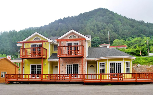 Yangyang Ciraemaeul Pension