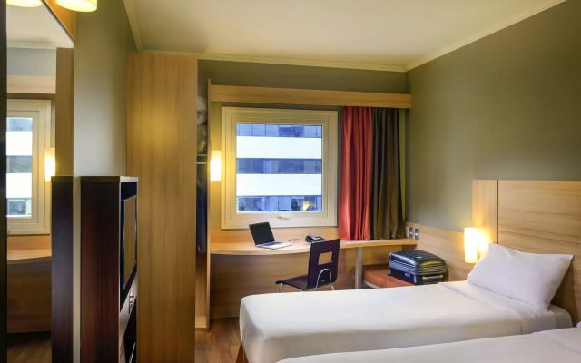 ibis Santiago Las Condes