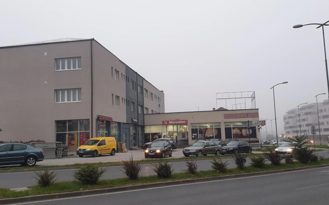 Trosoban stan u Zenici