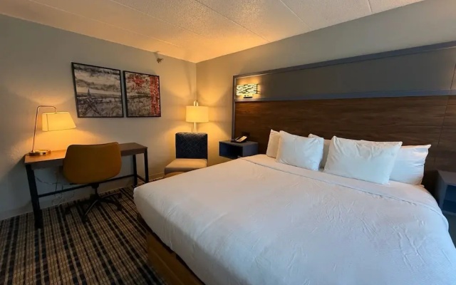 AmericInn Lodge & Suites Worthington