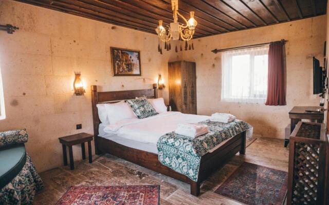 Tale Cave INN