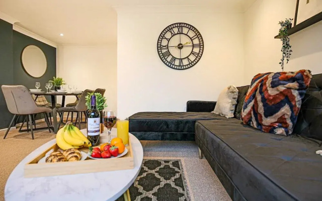 Host Stay Chicksands Avenue
