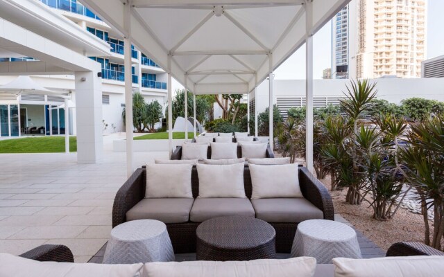 H Residences by Holiday Holiday