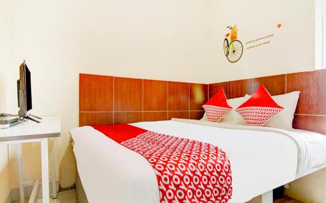 OYO 90322 Joy Homestay Near Bella Terra Lifestyle Center