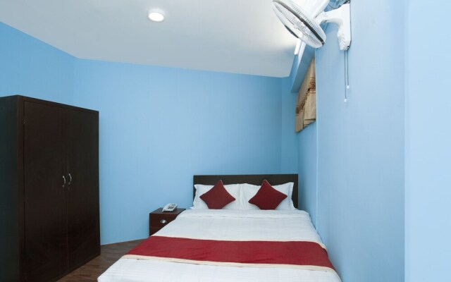 Hotel Crossroads by OYO Rooms