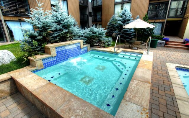 111 Vail International 2 Bedroom Condo by RedAwning