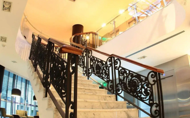 Yrigoyen 111 Hotel