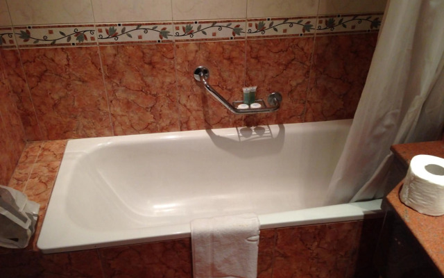 Shanashel Palace Hotel