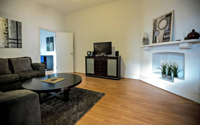 Specialty Accommodation – Adelaide Dress Circle Apartments