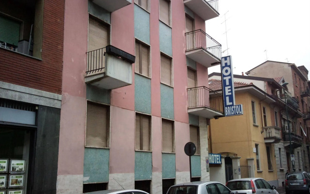 Hotel Bristol