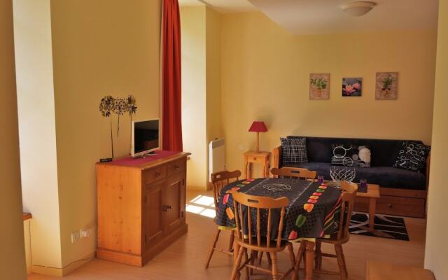 Logement n202 4pers face aux Thermes