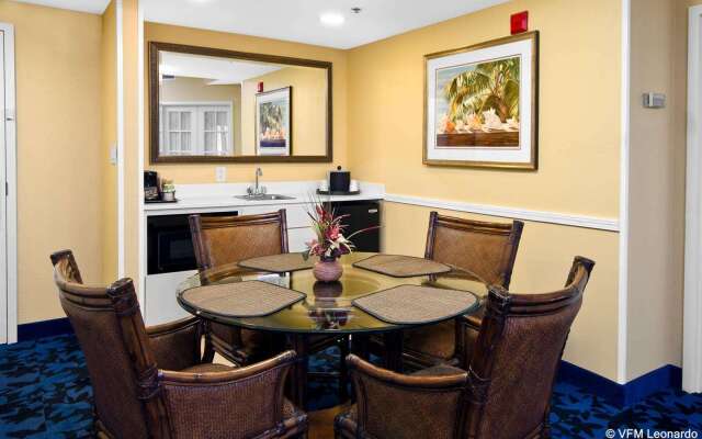 Hampton Inn & Suites Jacksonville Deerwood Park