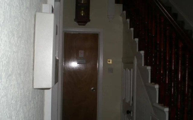 Tay Villa Bed And Breakfast